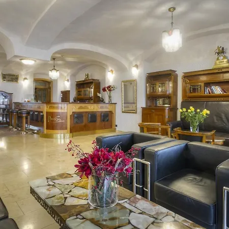 Mucha 4* Prague