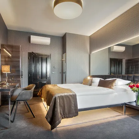 Hotel Mucha Prague