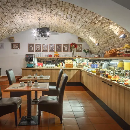 Mucha 4* Prague