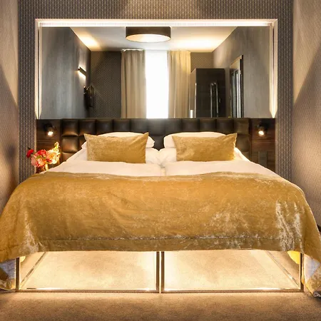 Mucha Hotel