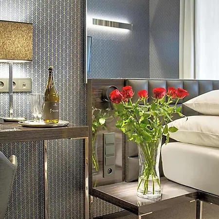 Hotel Mucha 4*