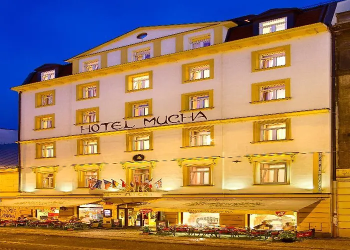 Mucha Hotel 4*