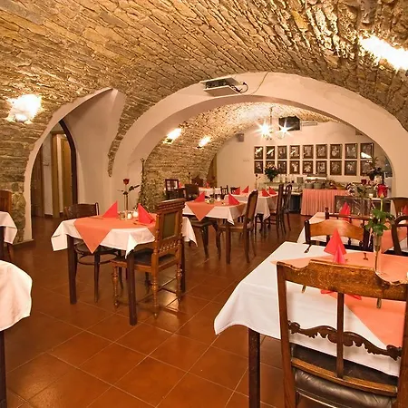 Szálloda Mucha